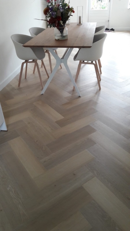 vloer zwolle  therdex visgraat pvc vloer